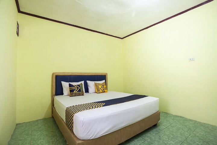 Room 8 of 24