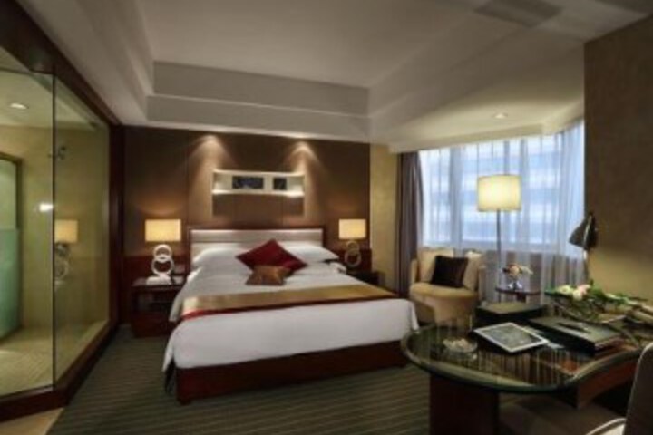 Room 50 of 90