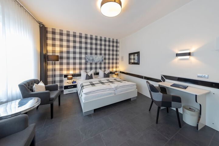 Room 5 of 45