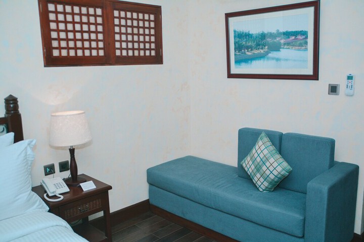 Room 18 of 51