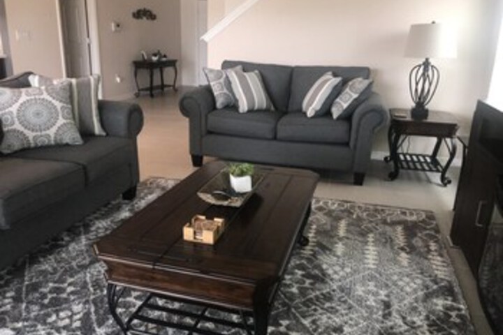 Room 7 of 14