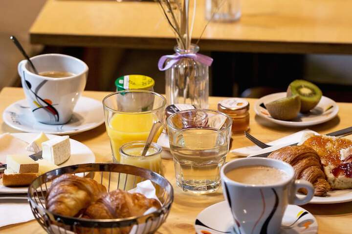 Breakfast area