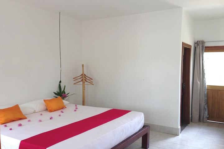 Room 7 of 31
