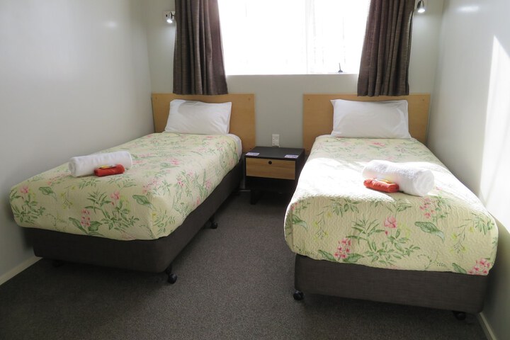 Room 36 of 74