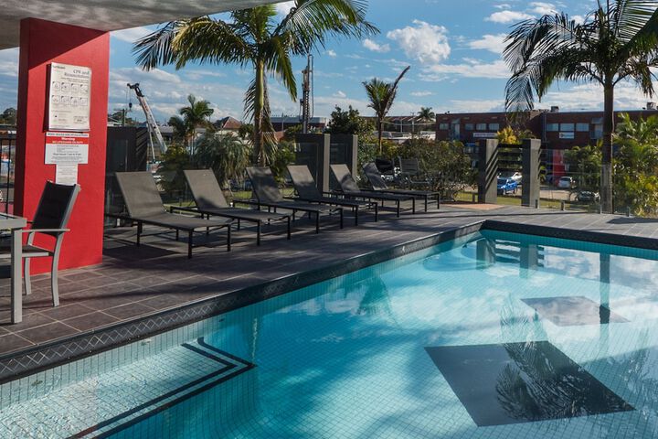 Pool 65 of 73