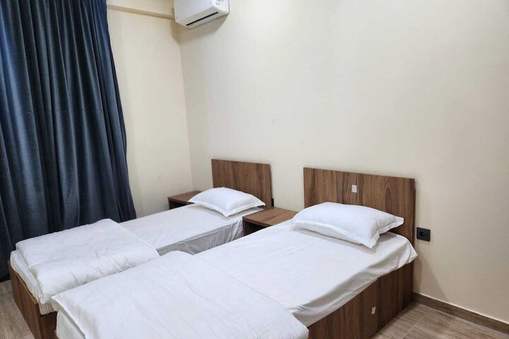 Room 11 of 20