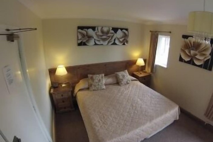 Room 48 of 111