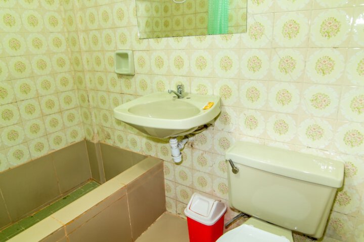 Room 44 of 47