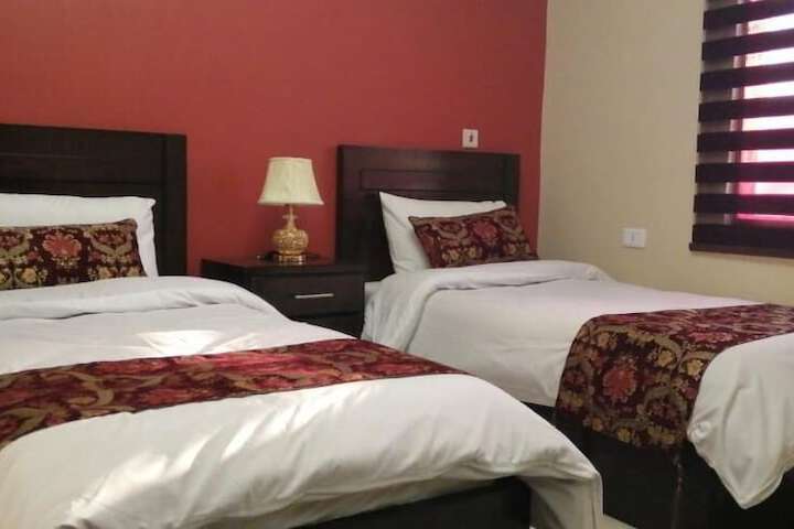 Room 6 of 29