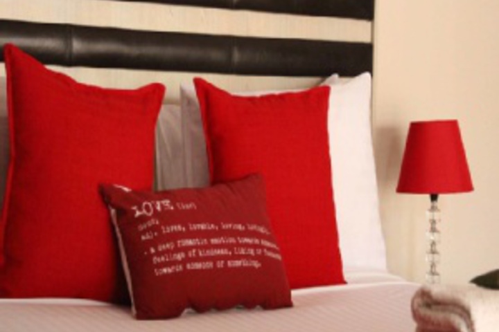Room 141 of 252