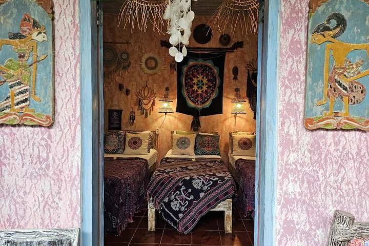 Room 6 of 71