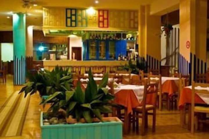 Dining Photos