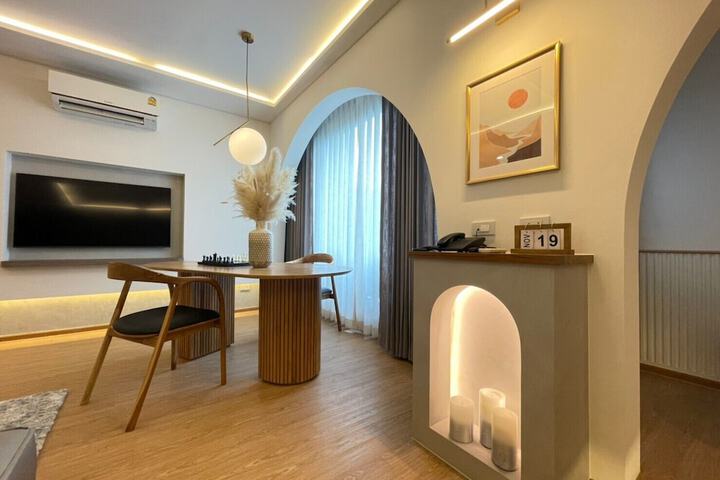 Room 32 of 113
