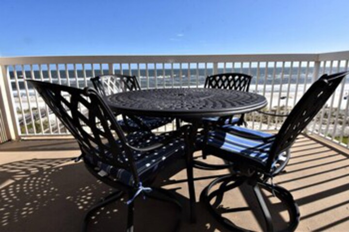 Terrace/Patio 6 of 200