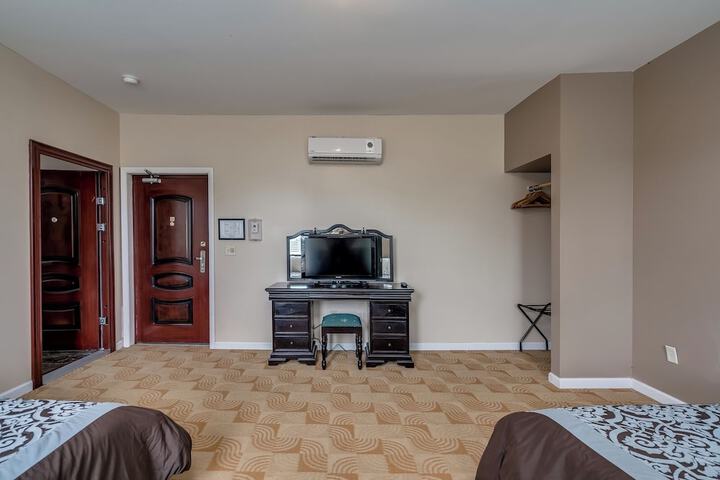Room 31 of 46