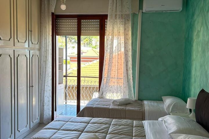 Room 21 of 44