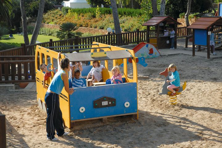 Childrens Activities 64 of 89