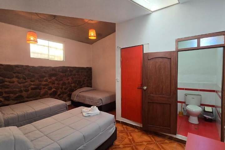 Room 7 of 11