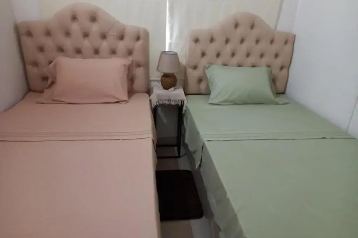 Room 3 of 10