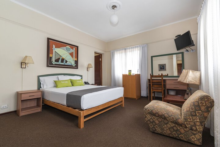 Room 8 of 41