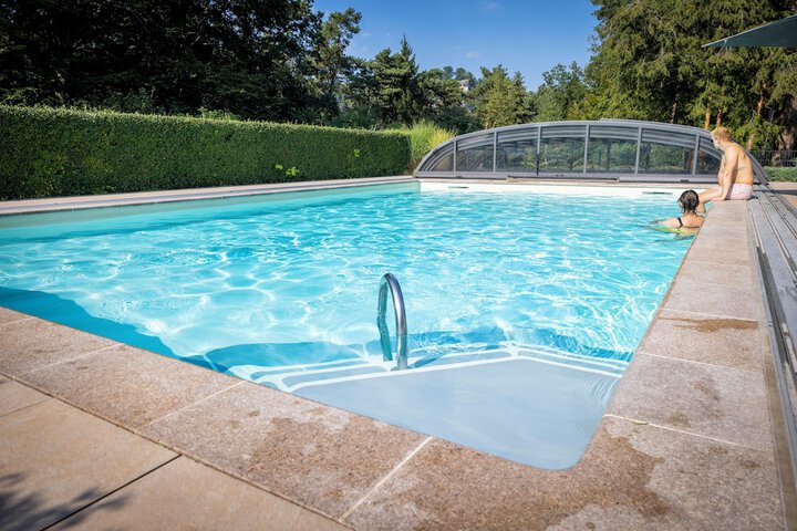 Pool 58 of 95