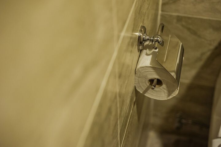 Room 6 of 46