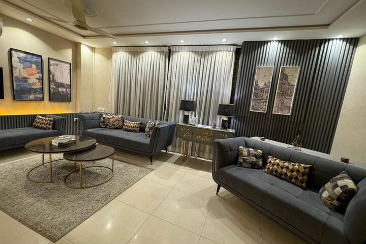 Shelton Boulevard Hotel Lahore