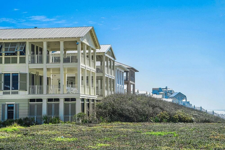Buckeye on the Beach - 2288 E Co Hwy 30a by Dune Vacation Rentals