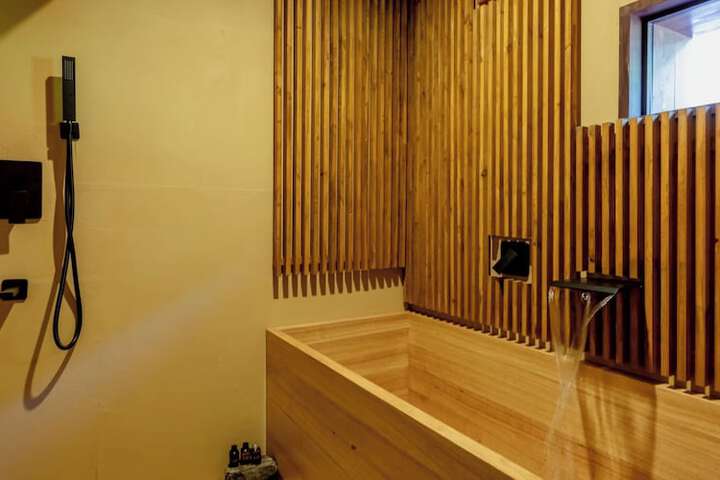 Room 12 of 57