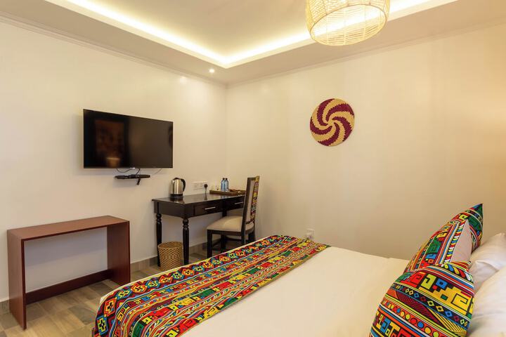 Room 11 of 31