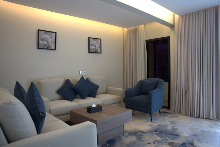 Room 11 of 47