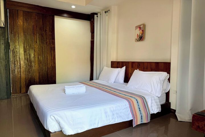 Room 5 of 60