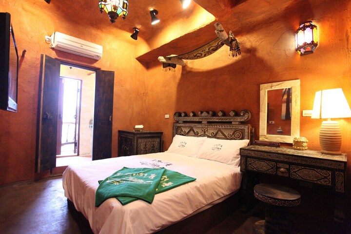 Room 11 of 75