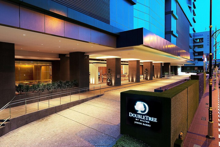 Hotel 93 of 100
