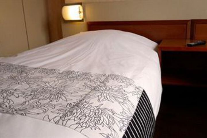 Room 20 of 28