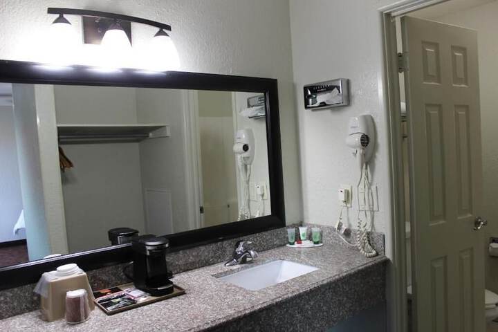 Clean Restrooms