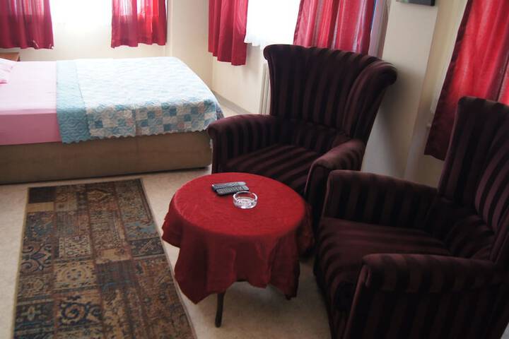 Room 7 of 26