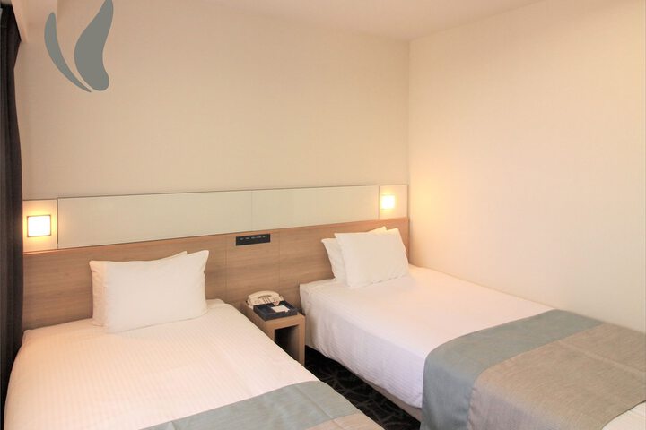 Room 15 of 62