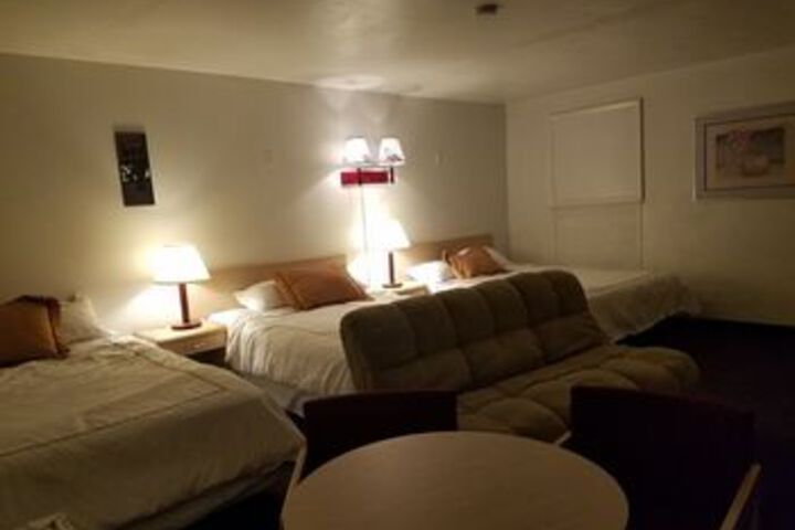 Room 16 of 43