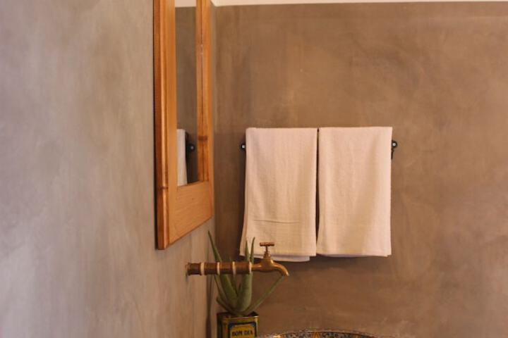 Room 8 of 29