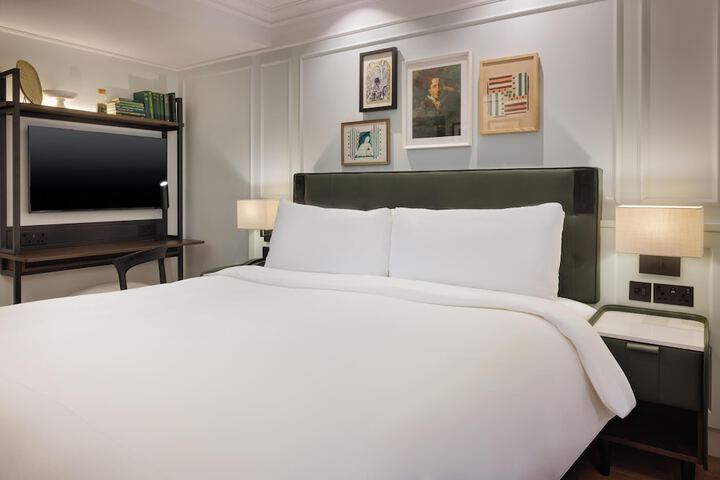 Room 75 of 170