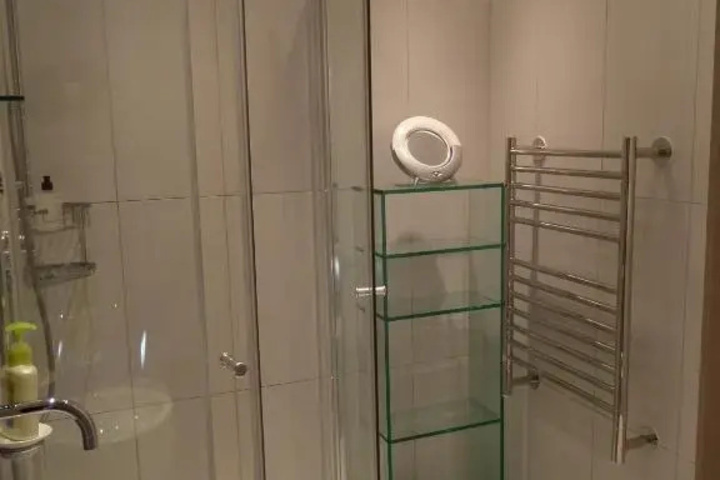 Room 5 of 5