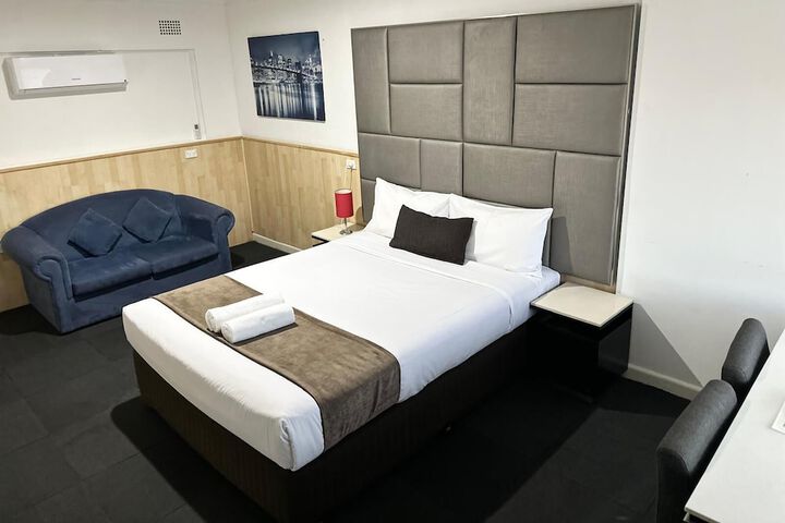 Room 31 of 53