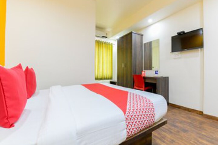 Room 16 of 22