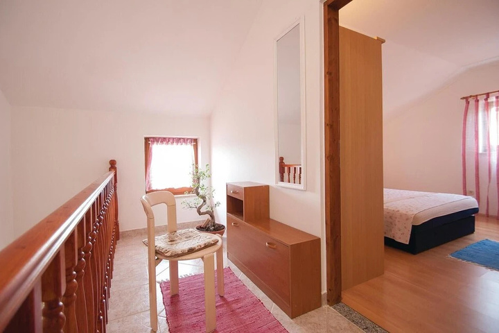 Room 3 of 14