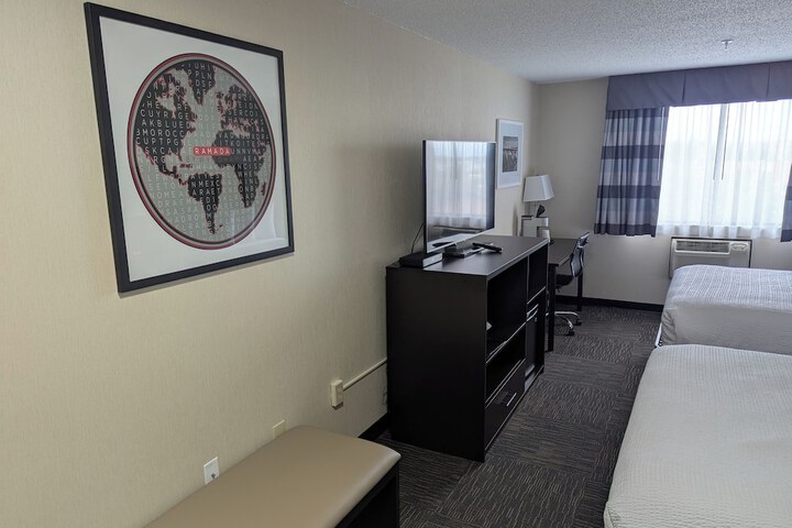 Room 5 of 53