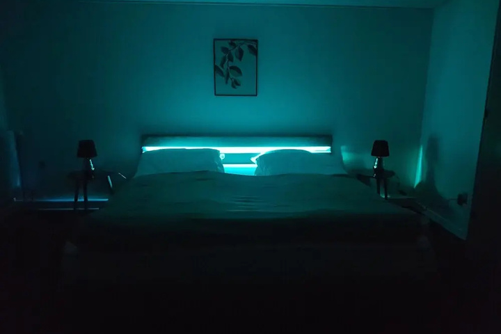 Room 3 of 10