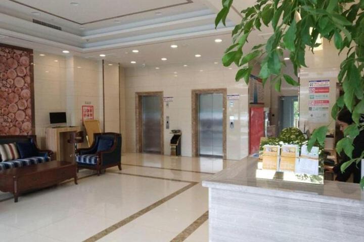 GreenTree Inn Jining Jinyu Road Red Star Macalline Express Hotel