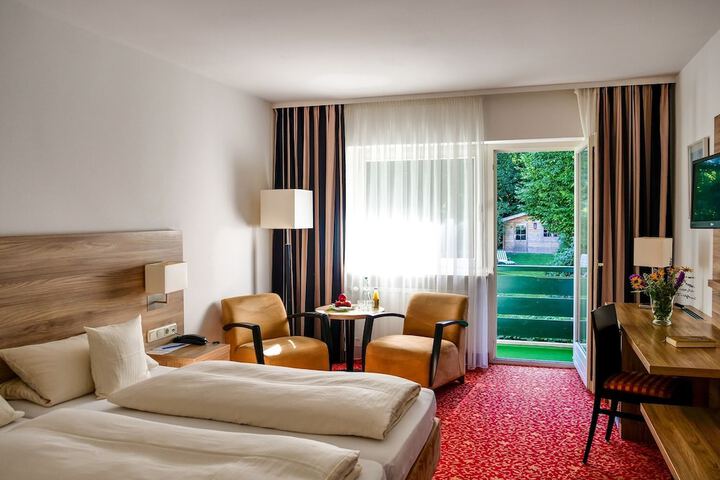 Room 10 of 41