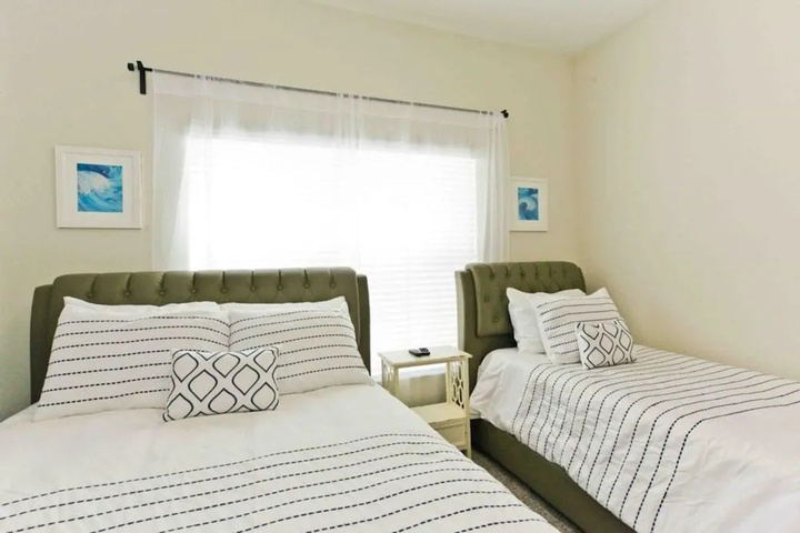 Room 3 of 15